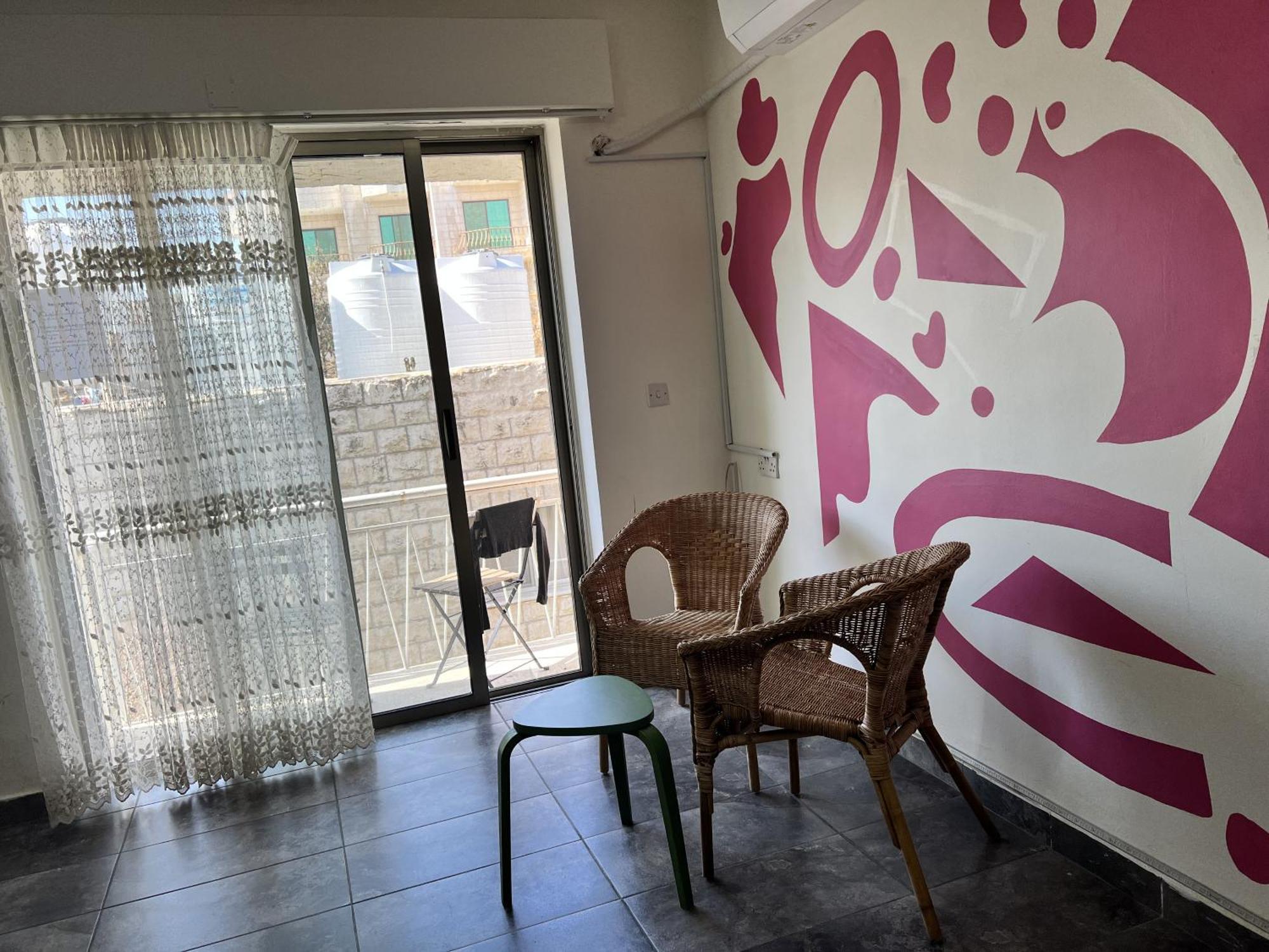 Battuta Hostel Амман Номер фото