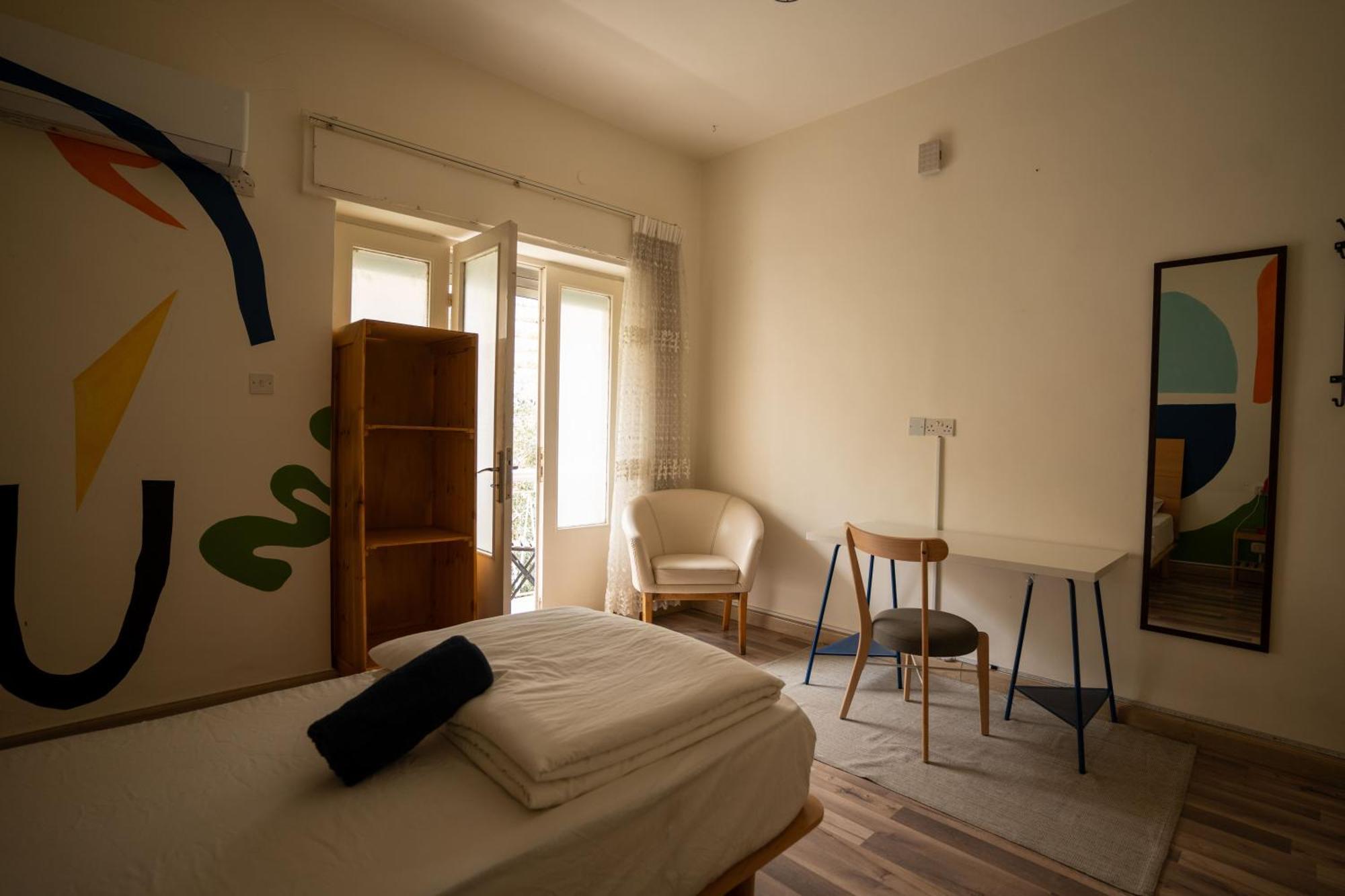 Battuta Hostel Амман Номер фото